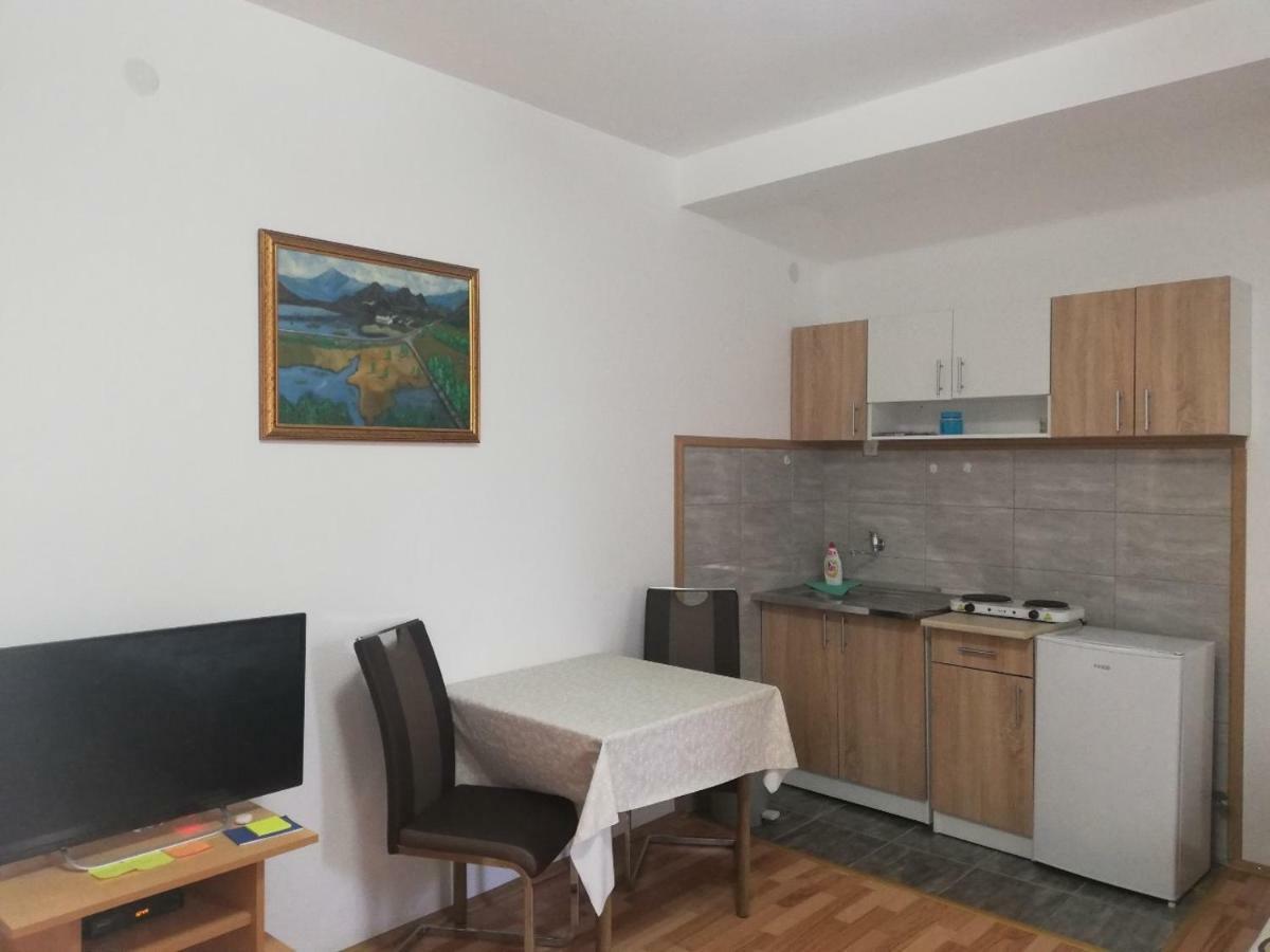 Olja Apartments Virpazar Exterior photo